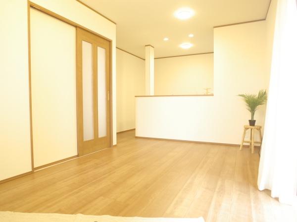 小平市小川町１丁目の新築一戸建