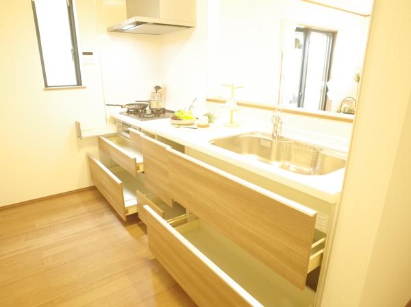 小平市小川町１丁目の新築一戸建