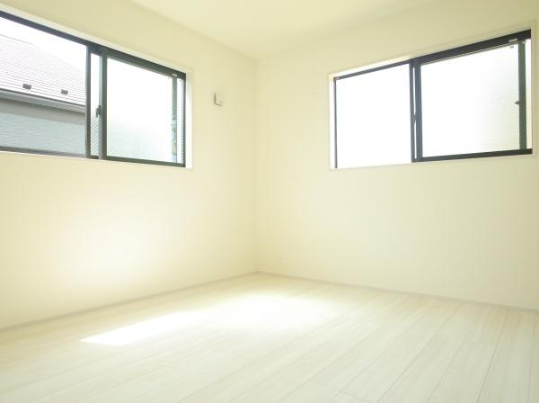 小平市小川東町５丁目の新築一戸建