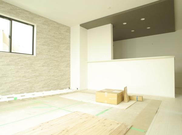 小平市仲町の新築一戸建