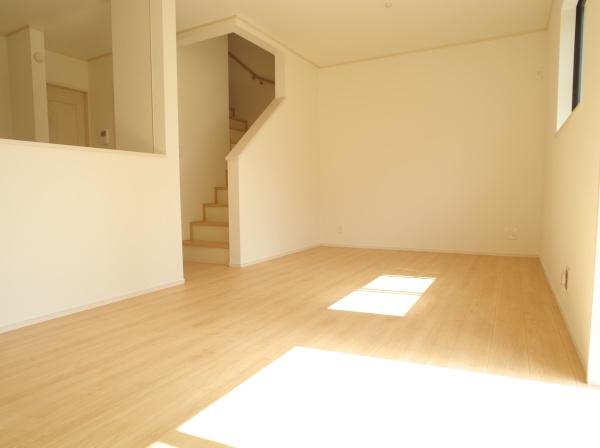 小平市小川東町の新築一戸建