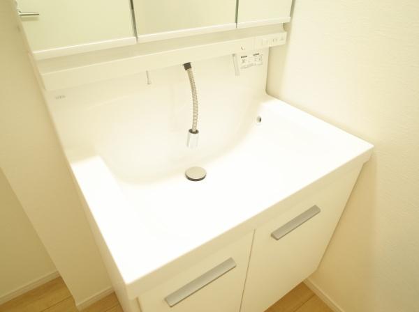 小平市仲町の新築一戸建
