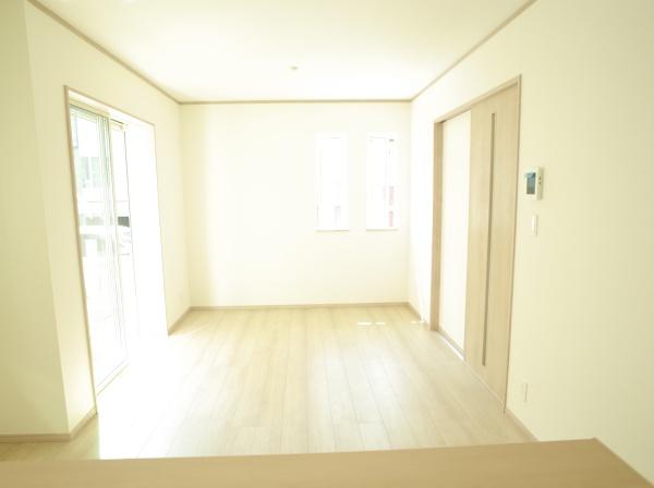 小平市小川西町５丁目の新築一戸建