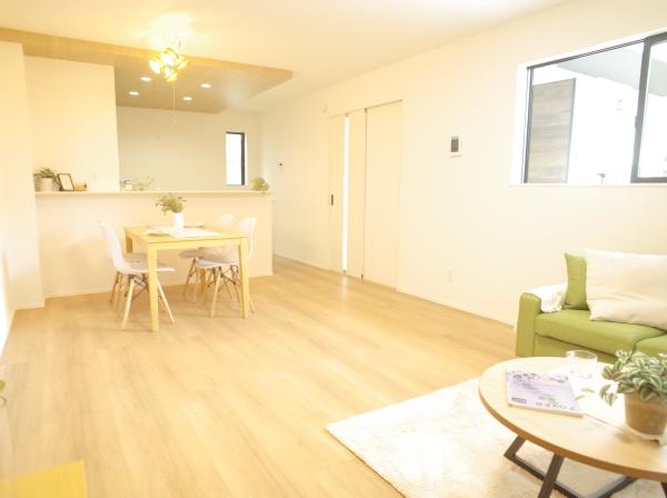 小平市学園東町の新築一戸建