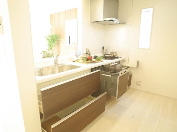 小平市仲町の新築一戸建