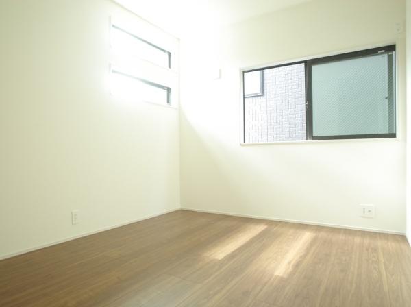 小平市学園東町２丁目の新築一戸建