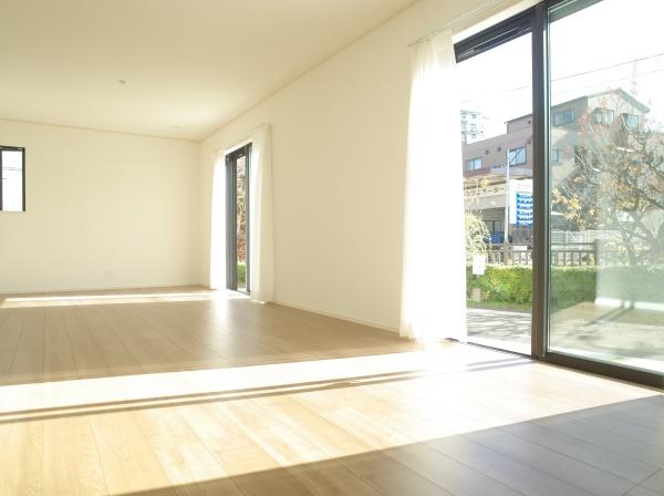 小平市小川町１丁目の新築一戸建