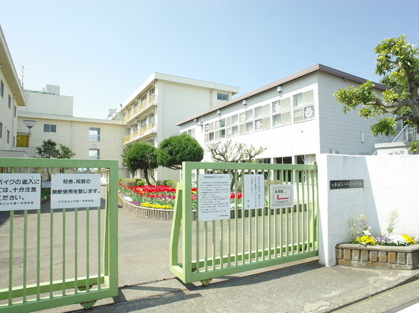 小平市小川東町の新築一戸建(小平市立小平第一中学校)