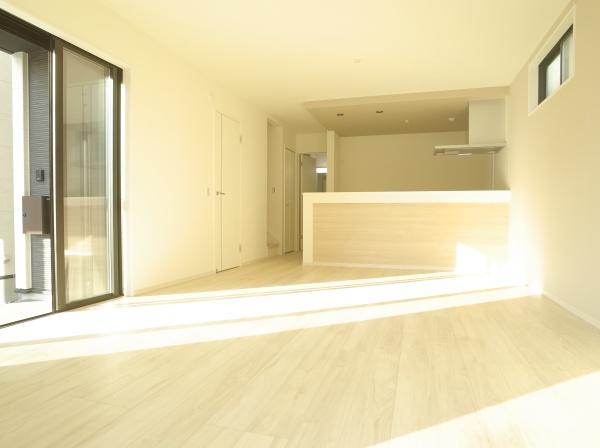 小平市小川東町の新築一戸建