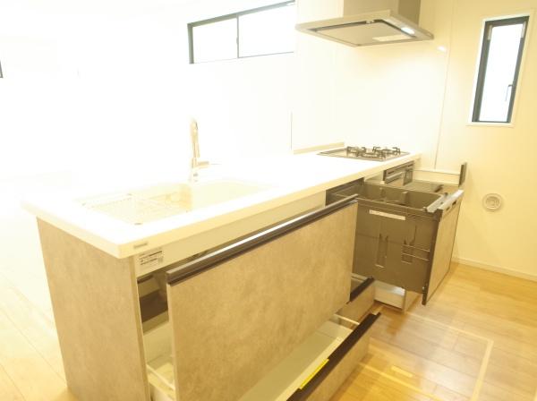 小平市小川町１丁目の新築一戸建
