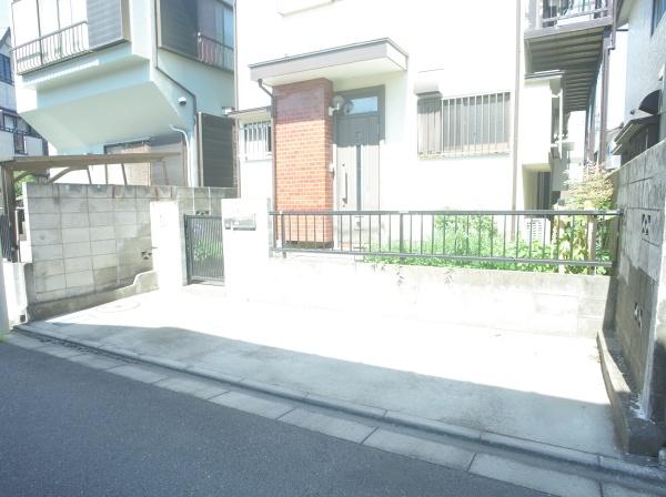 小平市栄町３丁目の中古一戸建て