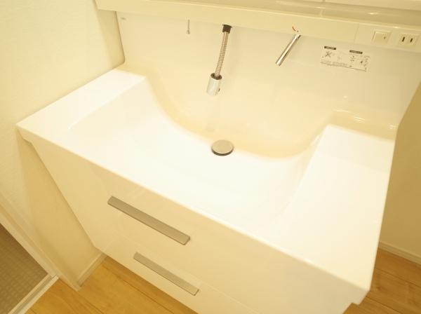小平市仲町の新築一戸建