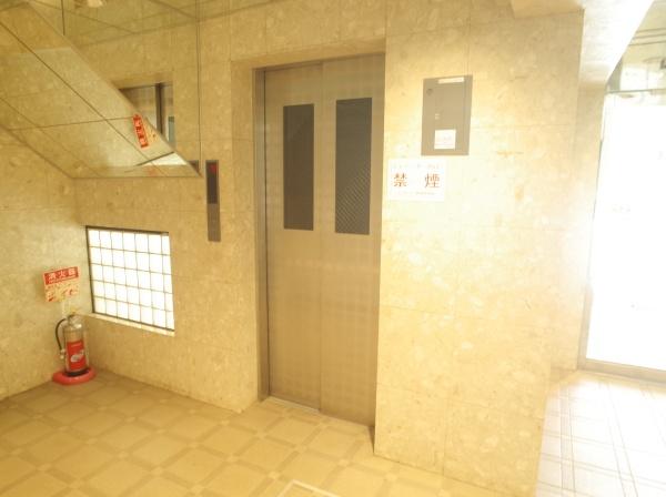 ウイングヒルズ一橋学園　南西角部屋！
