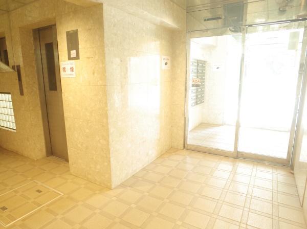 ウイングヒルズ一橋学園　南西角部屋！
