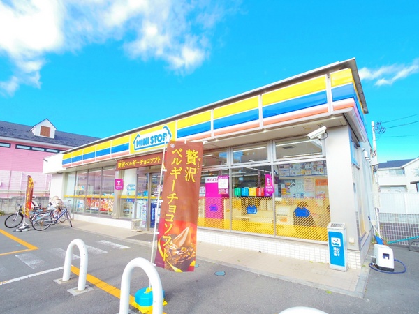 小平市仲町の新築一戸建(ミニストップ小平小川店)