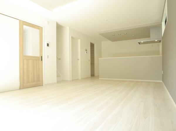 小平市小川町１丁目の新築一戸建