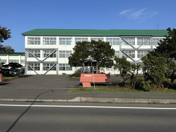 恵庭市島松寿町１丁目の土地(恵庭市立恵北中学校)