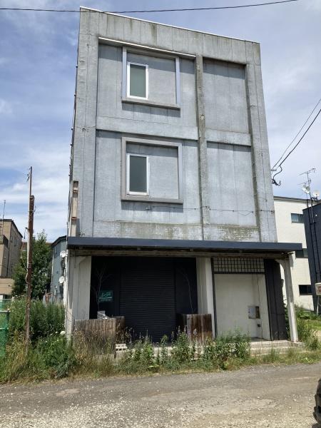恵庭市栄恵町３階建店舗