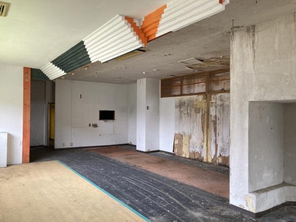 恵庭市栄恵町３階建店舗