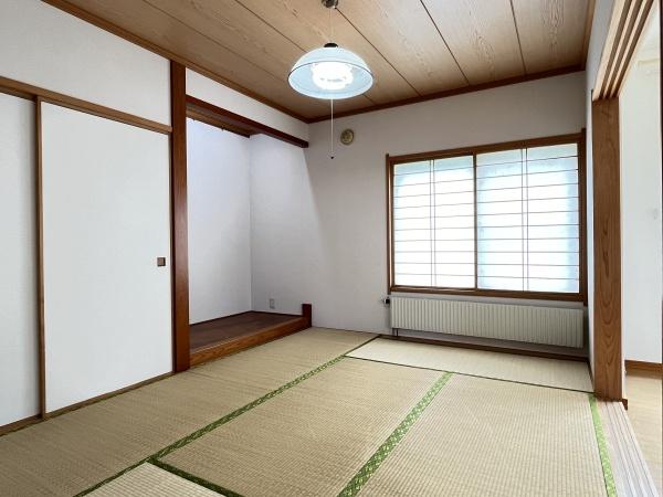 千歳市文京４丁目の中古一戸建て