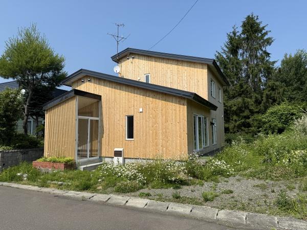 夕張郡栗山町字湯地の中古一戸建て