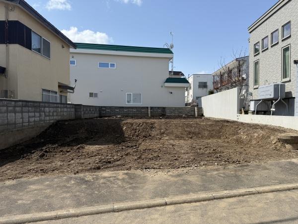 札幌市西区西野7条5丁目　更地