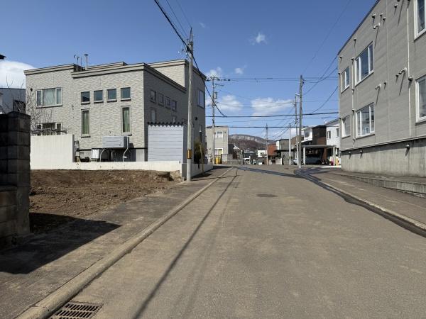 札幌市西区西野7条5丁目　更地
