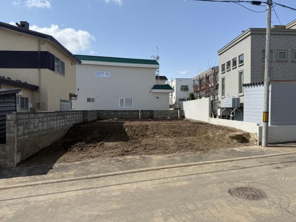 札幌市西区西野7条5丁目　更地