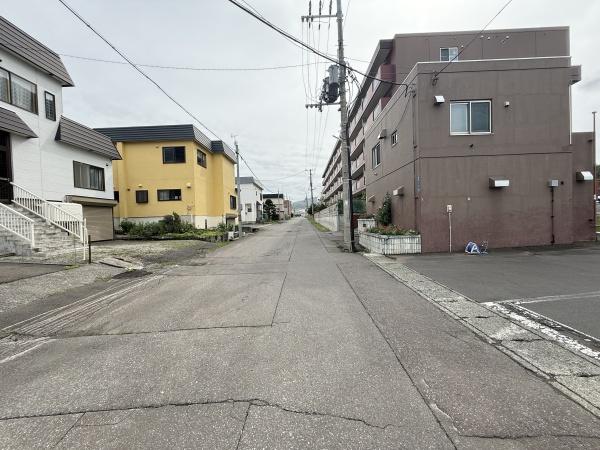サーム朝里　２階　２０１号室