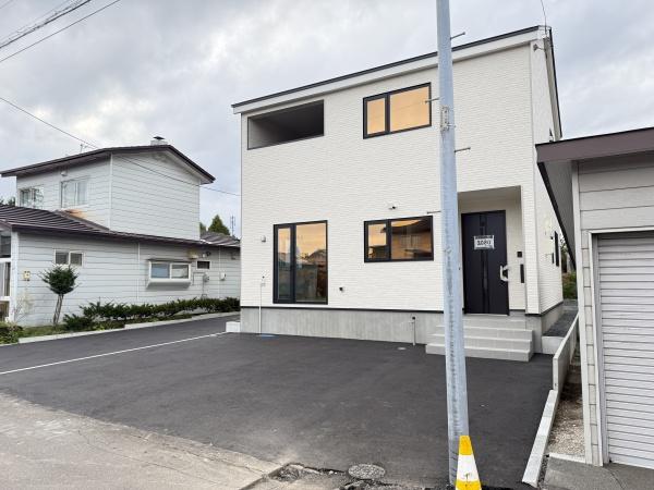 信濃４丁目　１号棟　新築戸建