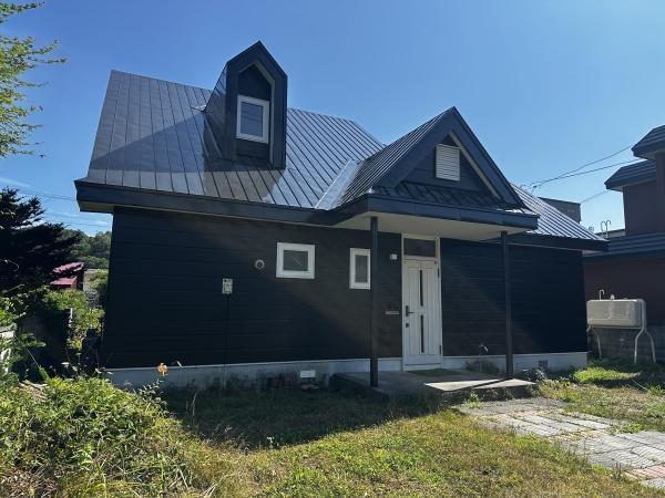 桂木４丁目　平屋風木造２階建４ＬＤＫ