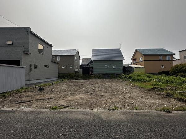 白樺町3丁目 更地 建築条件なし
