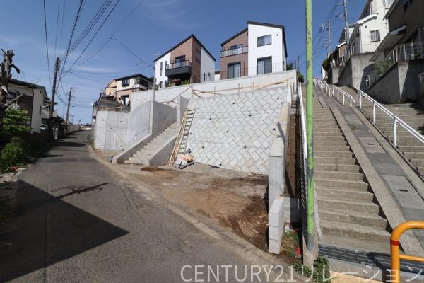 座間市入谷東４丁目の中古一戸建て
