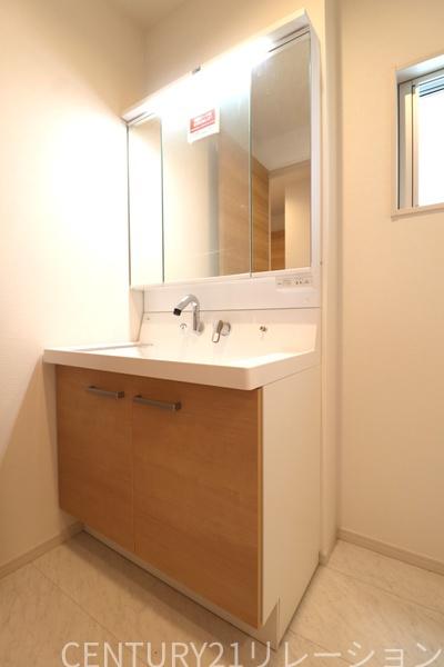 綾瀬市上土棚中２丁目の中古一戸建て