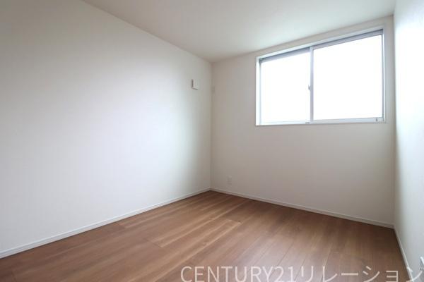 綾瀬市上土棚中２丁目の中古一戸建て