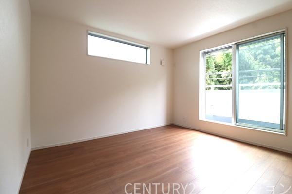 綾瀬市上土棚中２丁目の中古一戸建て