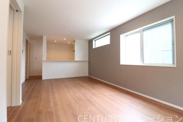 綾瀬市上土棚中２丁目の中古一戸建て