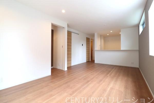 綾瀬市上土棚中２丁目の中古一戸建て