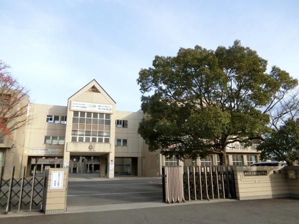 厚木市下荻野　新築一戸建て(厚木市立睦合東中学校)