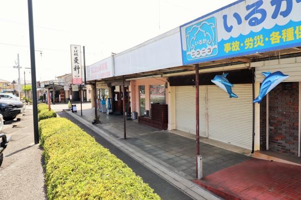 海老名市国分寺台　店舗付住宅