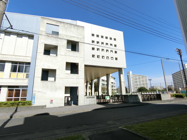 大和市渋谷２丁目の中古一戸建て(市立渋谷中学校)