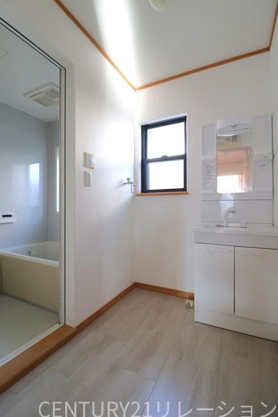 厚木市鳶尾５丁目の中古一戸建て