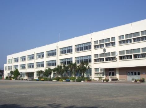 大和市西鶴間7丁目の土地(大和市立西鶴間小学校)