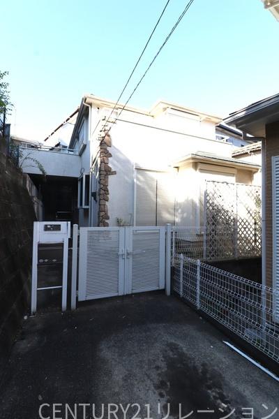 海老名市国分北１丁目　中古一戸建て