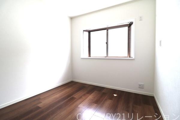 座間市ひばりが丘１丁目の中古一戸建て