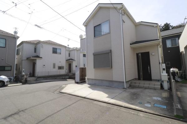 座間市入谷西４丁目の中古一戸建て