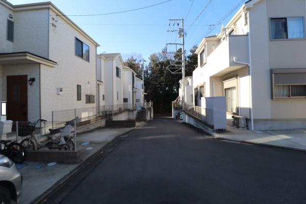 座間市入谷西４丁目の中古一戸建て