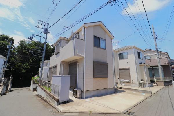 座間市入谷西４丁目の中古一戸建て