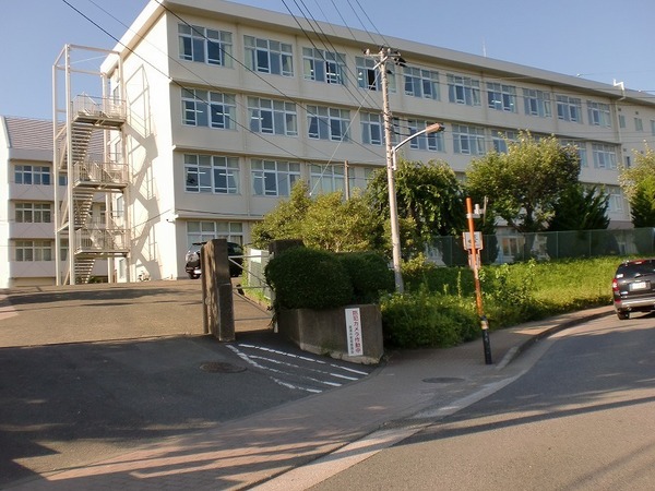 綾瀬市早川の土地(綾瀬市立城山中学校)