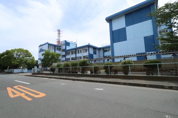 高座郡寒川町小谷1丁目の土地(寒川町立寒川中学校)